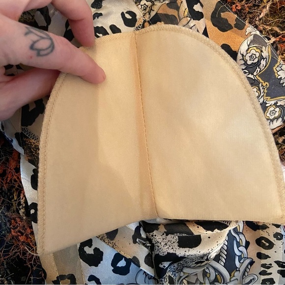 💥5/$25 Antels women’s animal print button up blouse in size 14 - Picture 7 of 9